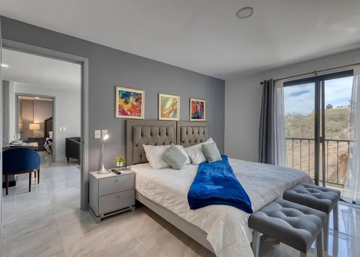 Cabo Cove 408 Aparthotel 4*